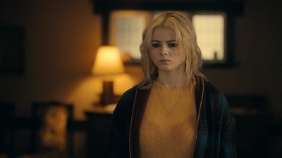 Totally_Completely_Fine_S01E01_mkv1693.jpg