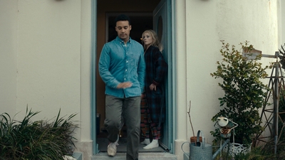 Totally_Completely_Fine_S01E01_mkv1724.jpg