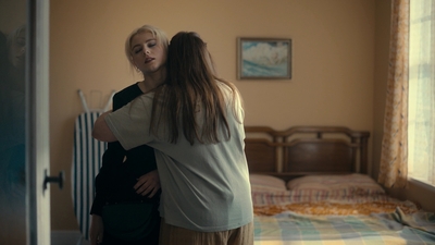 Totally_Completely_Fine_S01E01_mkv1860.jpg