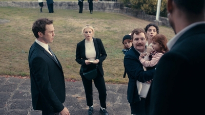 Totally_Completely_Fine_S01E01_mkv1919.jpg