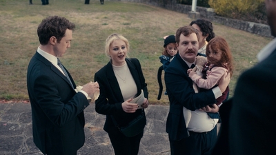 Totally_Completely_Fine_S01E01_mkv1926.jpg
