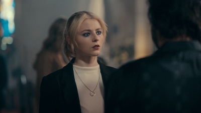 Totally_Completely_Fine_S01E01_mkv1972.jpg