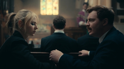 Totally_Completely_Fine_S01E01_mkv2040.jpg