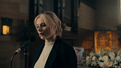 Totally_Completely_Fine_S01E01_mkv2200.jpg