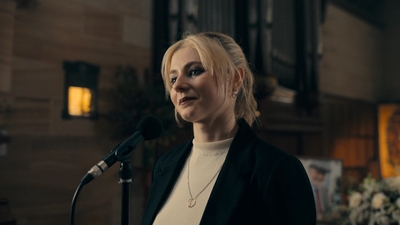 Totally_Completely_Fine_S01E01_mkv2211.jpg