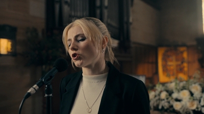 Totally_Completely_Fine_S01E01_mkv2243.jpg