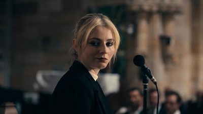 Totally_Completely_Fine_S01E01_mkv2375.jpg