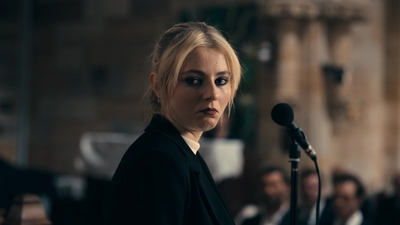 Totally_Completely_Fine_S01E01_mkv2380.jpg