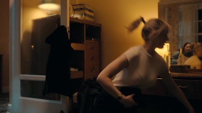 Totally_Completely_Fine_S01E01_mkv2568.jpg