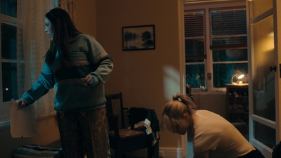 Totally_Completely_Fine_S01E01_mkv2589.jpg