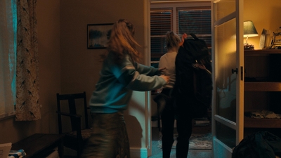 Totally_Completely_Fine_S01E01_mkv2600.jpg