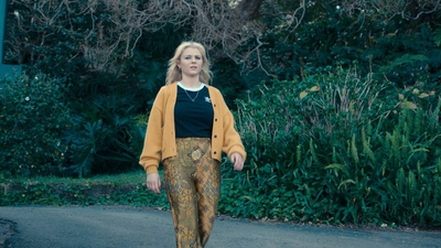 Totally_Completely_Fine_S01E01_mkv2810.jpg