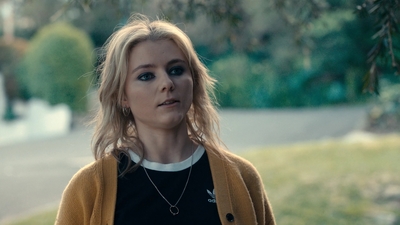 Totally_Completely_Fine_S01E01_mkv2825.jpg