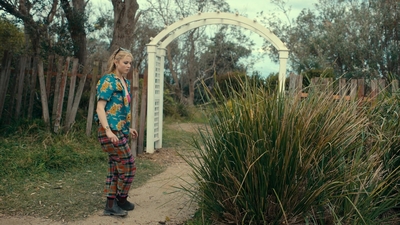 Totally_Completely_Fine_S01E02_mkv3016.jpg