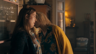 Totally_Completely_Fine_S01E02_mkv3096.jpg