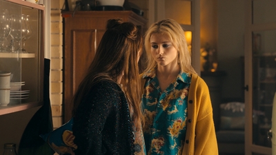 Totally_Completely_Fine_S01E02_mkv3114.jpg