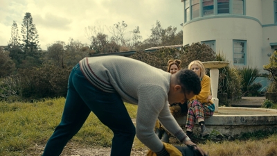 Totally_Completely_Fine_S01E02_mkv3142.jpg