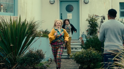 Totally_Completely_Fine_S01E02_mkv3246.jpg