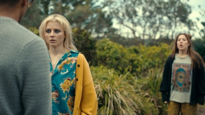 Totally_Completely_Fine_S01E02_mkv3364.jpg