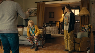 Totally_Completely_Fine_S01E02_mkv3412.jpg