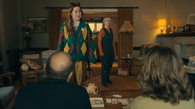 Totally_Completely_Fine_S01E02_mkv4072.jpg
