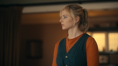 Totally_Completely_Fine_S01E02_mkv4140.jpg