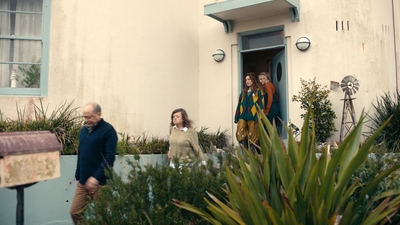 Totally_Completely_Fine_S01E02_mkv4214.jpg