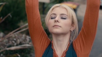 Totally_Completely_Fine_S01E02_mkv4251.jpg