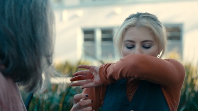 Totally_Completely_Fine_S01E02_mkv4320.jpg