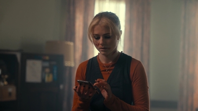 Totally_Completely_Fine_S01E02_mkv4341.jpg