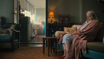 Totally_Completely_Fine_S01E02_mkv4355.jpg