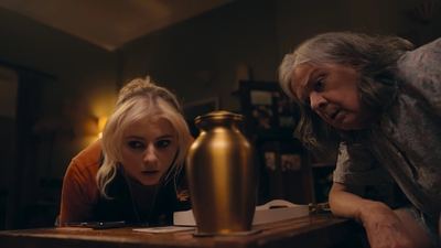 Totally_Completely_Fine_S01E02_mkv5032.jpg