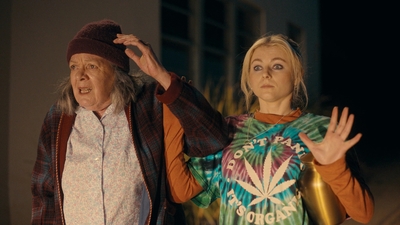 Totally_Completely_Fine_S01E02_mkv5340.jpg
