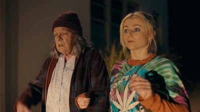 Totally_Completely_Fine_S01E02_mkv5344.jpg