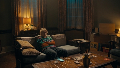 Totally_Completely_Fine_S01E02_mkv5643.jpg
