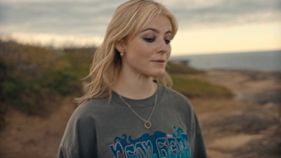 Totally_Completely_Fine_S01E03_mkv0065.jpg