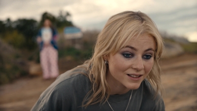 Totally_Completely_Fine_S01E03_mkv0077.jpg