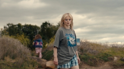 Totally_Completely_Fine_S01E03_mkv0092.jpg