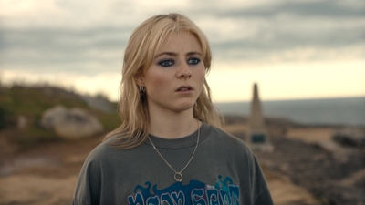 Totally_Completely_Fine_S01E03_mkv0101.jpg