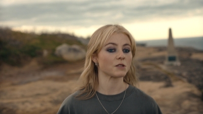 Totally_Completely_Fine_S01E03_mkv0103.jpg