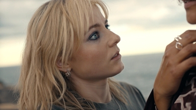 Totally_Completely_Fine_S01E03_mkv0217.jpg