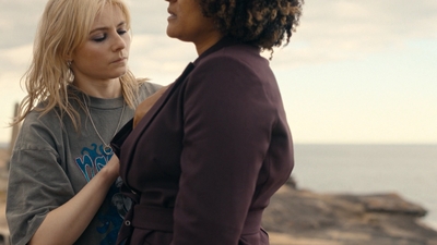 Totally_Completely_Fine_S01E03_mkv0224.jpg