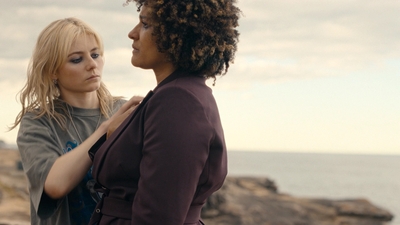 Totally_Completely_Fine_S01E03_mkv0227.jpg