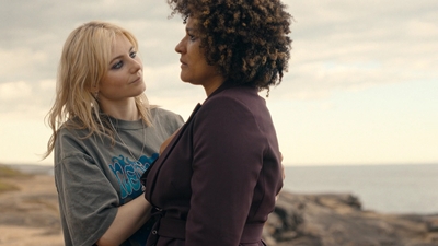 Totally_Completely_Fine_S01E03_mkv0234.jpg