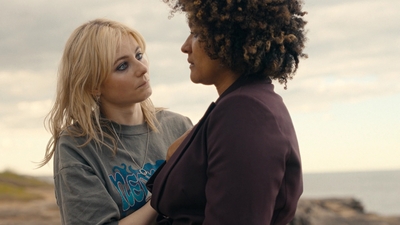 Totally_Completely_Fine_S01E03_mkv0238.jpg