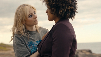 Totally_Completely_Fine_S01E03_mkv0239.jpg