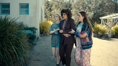 Totally_Completely_Fine_S01E03_mkv0266.jpg