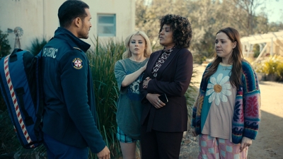 Totally_Completely_Fine_S01E03_mkv0275.jpg