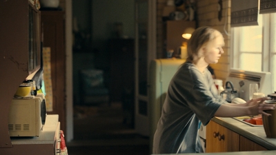Totally_Completely_Fine_S01E03_mkv0422.jpg