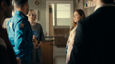 Totally_Completely_Fine_S01E03_mkv0583.jpg